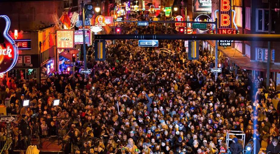 The Best New Year’s Eve Destinations For 2022 RAVE Reviews