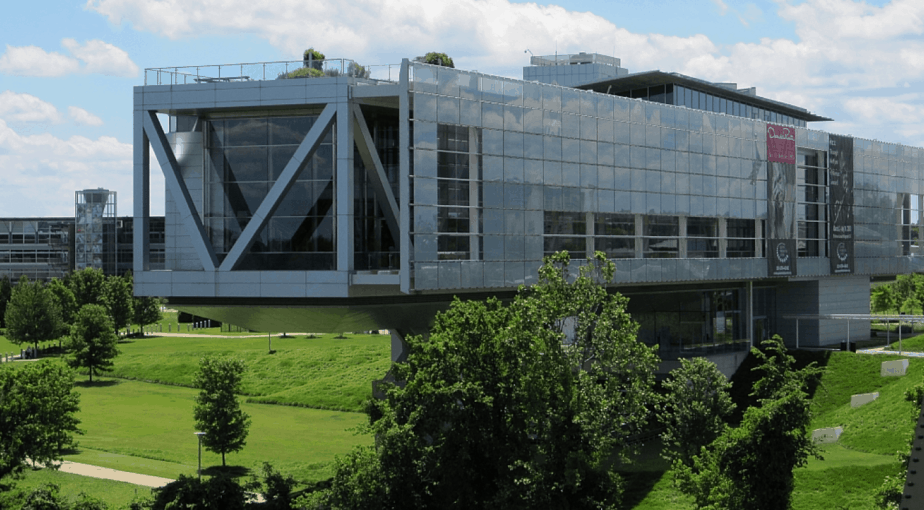 William J. Clinton Presidential Library and Museum