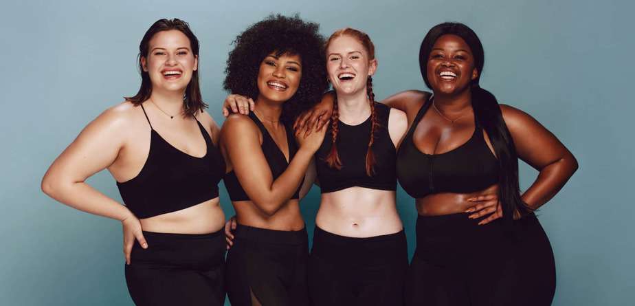 "What’s My Body Type?" A group of women with different body types in workout clothes.