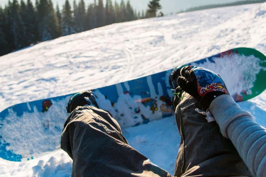 best snowboard boots for narrow feet