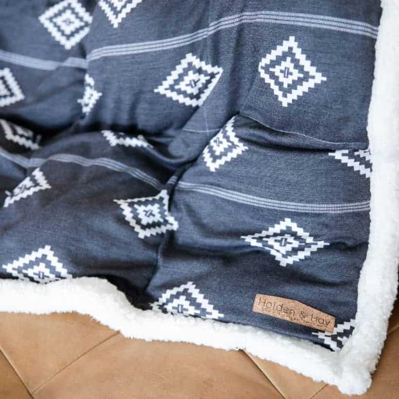 The Best Weighted Blankets For 2022 RAVE Reviews