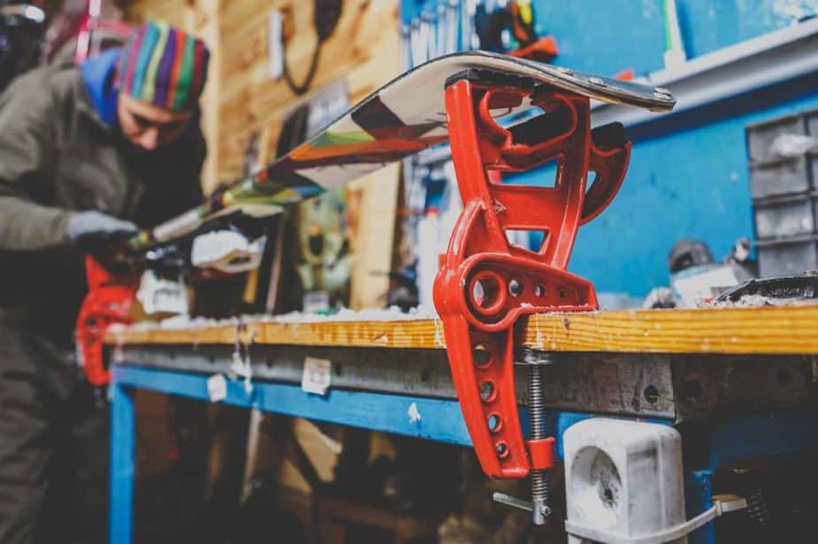 How to Wax Skis