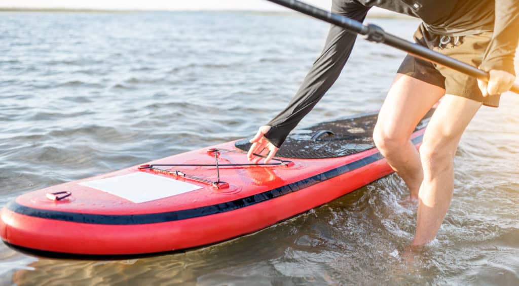 how to paddleboard as a beginner