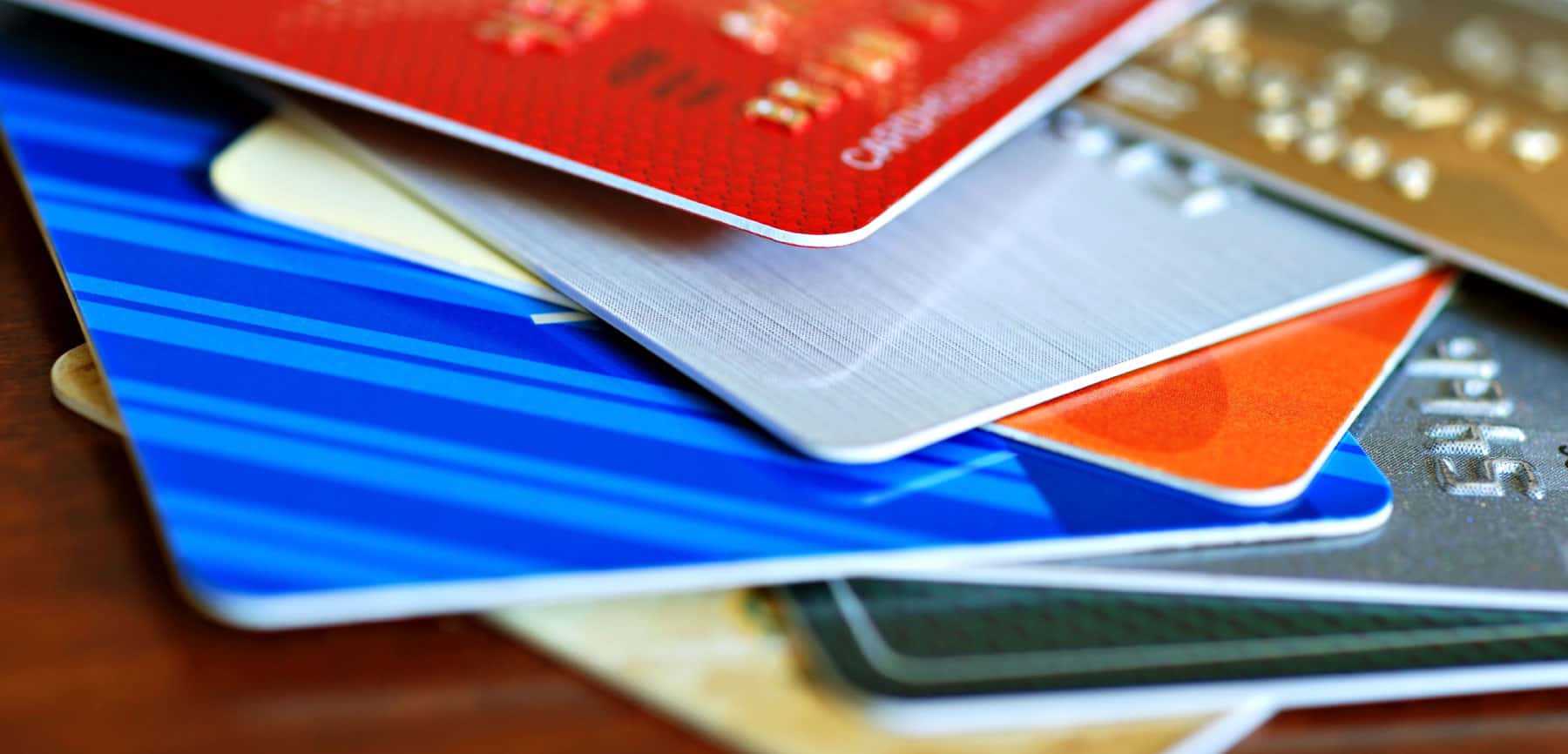 The Top First Credit Card For 21 Travel Students Rave Reviews The Top First Credit Card For 21 Travel Students Rave Reviews