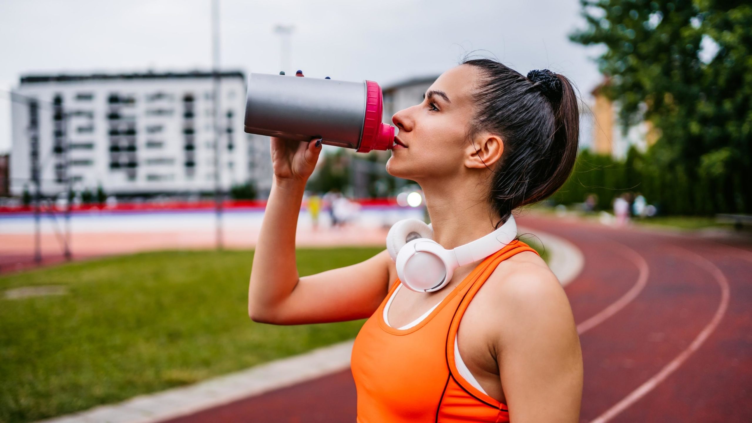 A Runner's Guide to Electrolytes: When to Take Them and How Much