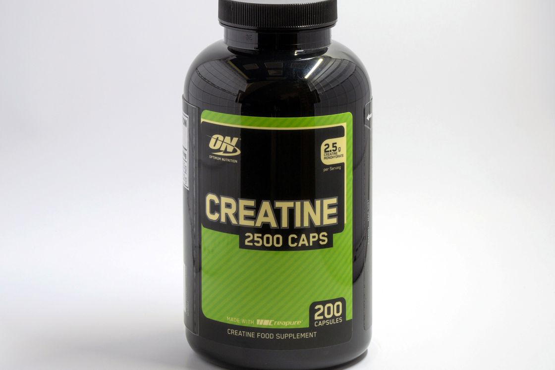 Creatine bottle with 200 capsules